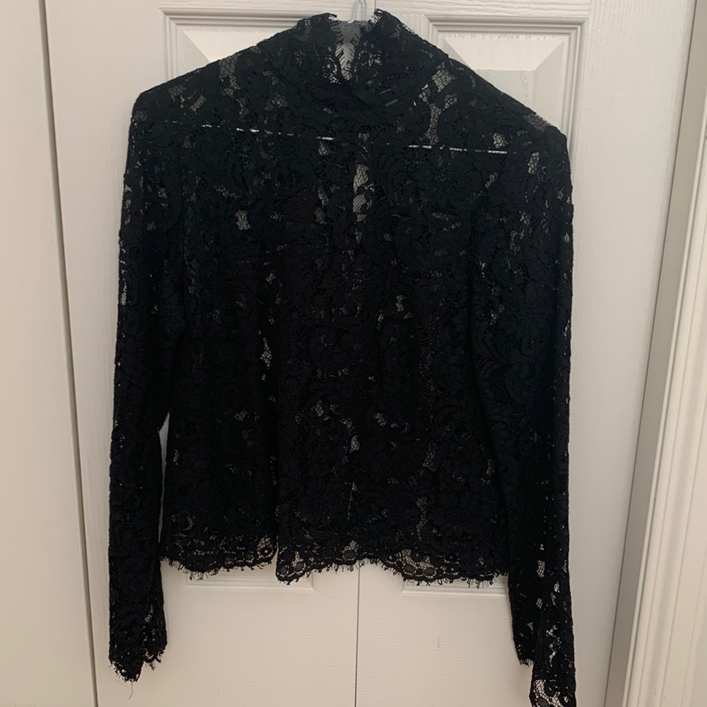 Aritzia Lace Top